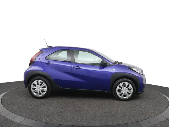 Toyota Aygo X 1.0 VVT-i MT Play 2024 Benzine 13