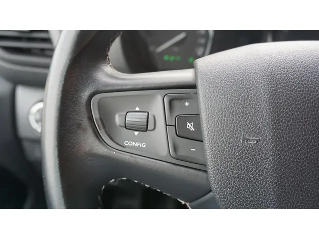 Peugeot Expert 2.0 122PK BlueHDI 120 Premium 2019 Diesel 20