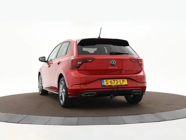 Volkswagen Polo 1.0 TSI 95pk DSG R-Line 2023 Benzine 24