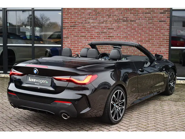 BMW 4 Serie Cabrio 420i M-Sport 2022 Benzine 43
