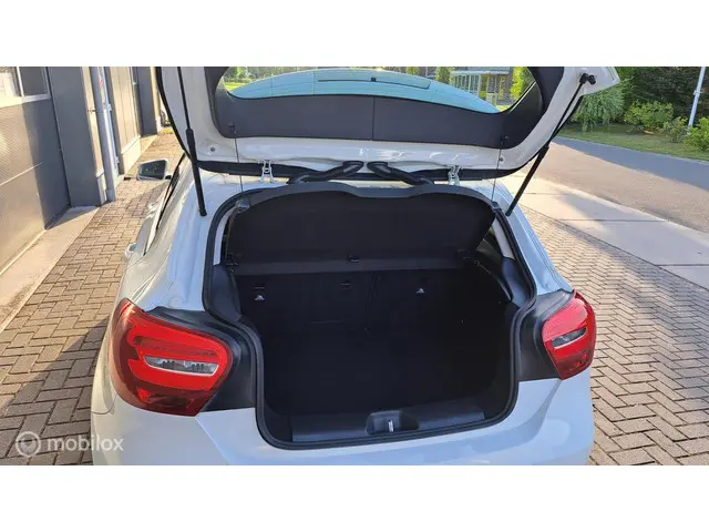 Mercedes-Benz A-Klasse 160 Ambition 2017 Benzine 34
