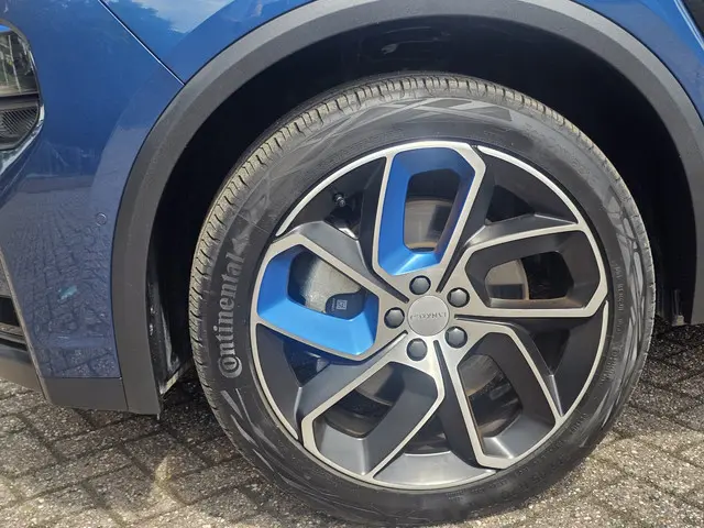 Lynk & Co 01 1.5 Zwarte Hemel/Camera 2023 Hybride Benzine 7