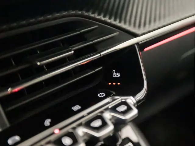 Peugeot 208 1.2 PureTech GT-Line Sport 2022 Benzine 26