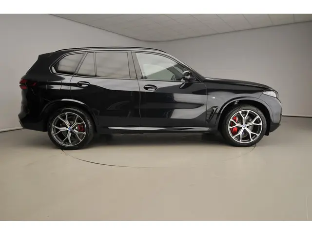BMW X5 xDrive50e 2025 Hybride Benzine 4