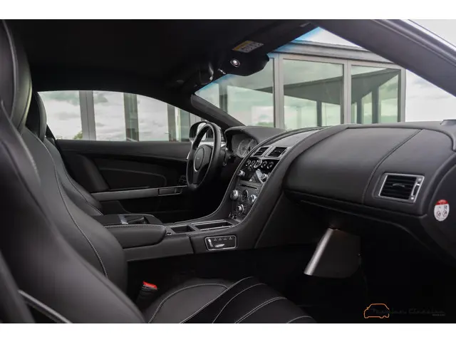 Aston Martin V12 Virage 6.0 V12 2012 Benzine 46