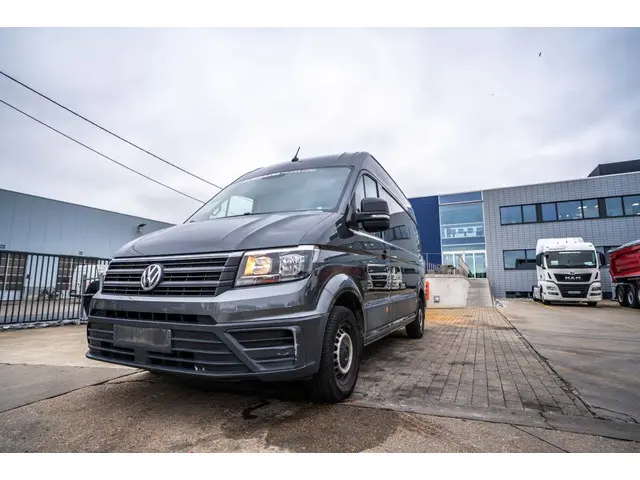 Volkswagen Crafter 2