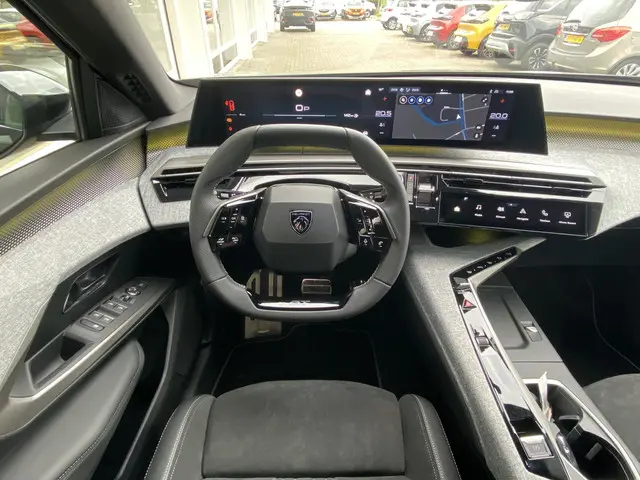 Peugeot 3008 Hybrid 136 GT 2025 Hybride Benzine 5