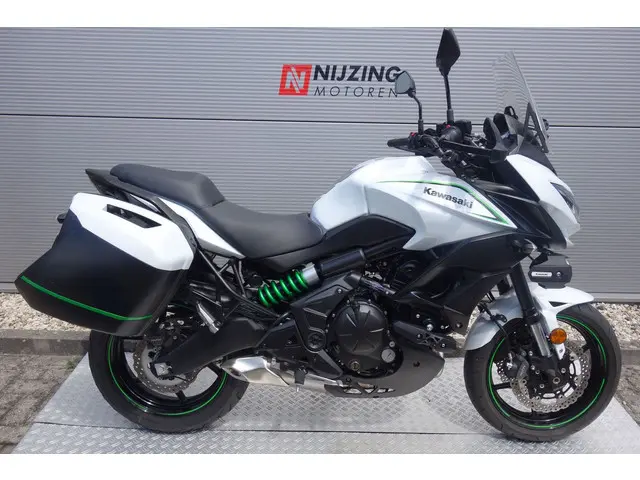 Kawasaki Versys 650 GRAND TOURER 2018 Benzine