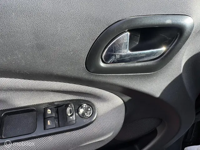 Citroën C3 Picasso 1.4 VTi Attraction 2012 Benzine 10