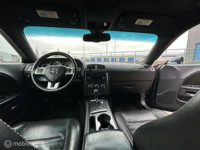 Dodge Challenger 3.6 coupe 2013 Benzine 30