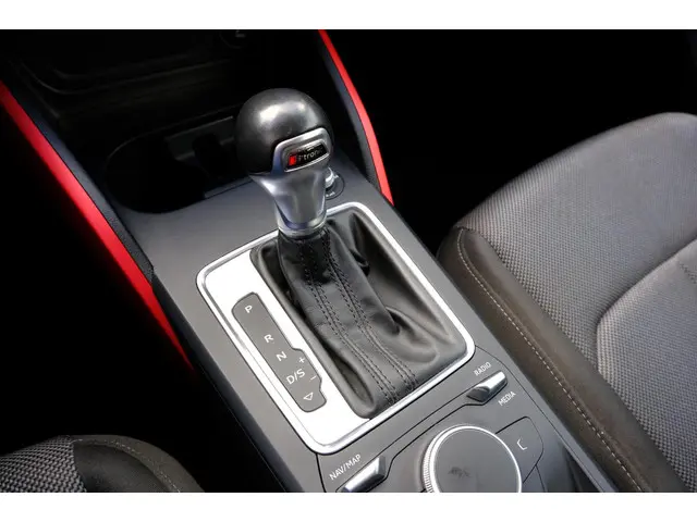 Audi Q2 30 TFSI Sport Aut. Navi|Clima|LMV 2019 Benzine 18