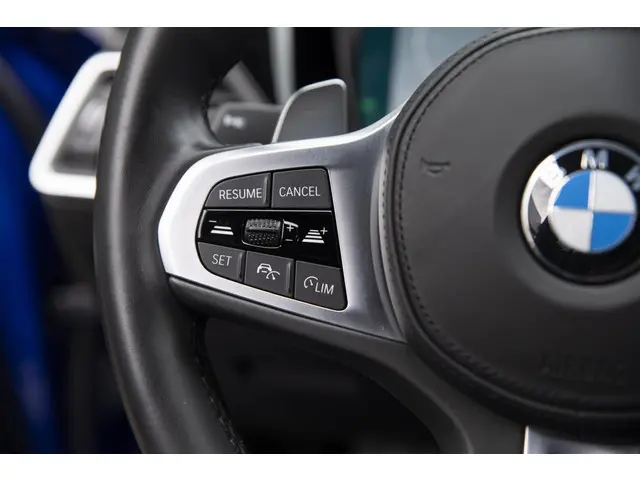 BMW 3 Serie 320i High Executive 2020 Benzine 51