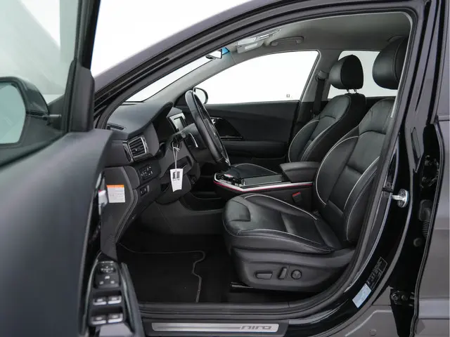 Kia e-Niro ExecutiveLine 64 kWh 2020 Elektrisch 8