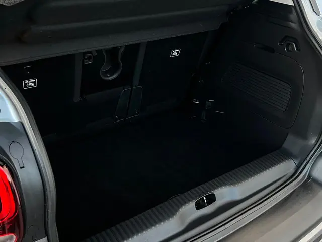 Citroën C3 Aircross 1.2 PureTech S&S Shine 2018 Benzine 15