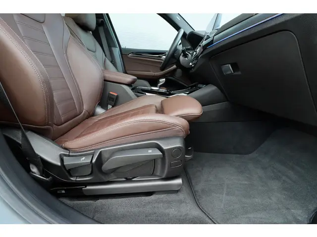 BMW X3 xDrive30e High Executive 2023 Hybride Benzine 13