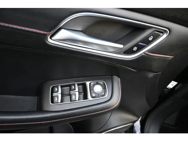 MG EHS 1.5 TGDI Edition1 2021 Hybride Benzine 36