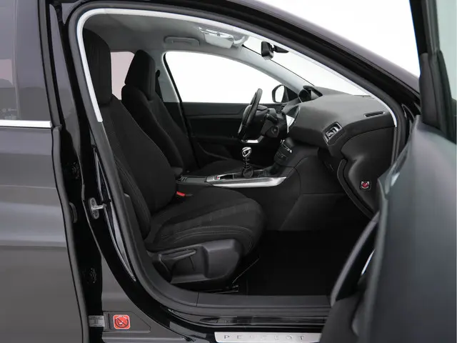 Peugeot 308 SW 1.6 THP Allure 2015 Benzine 11