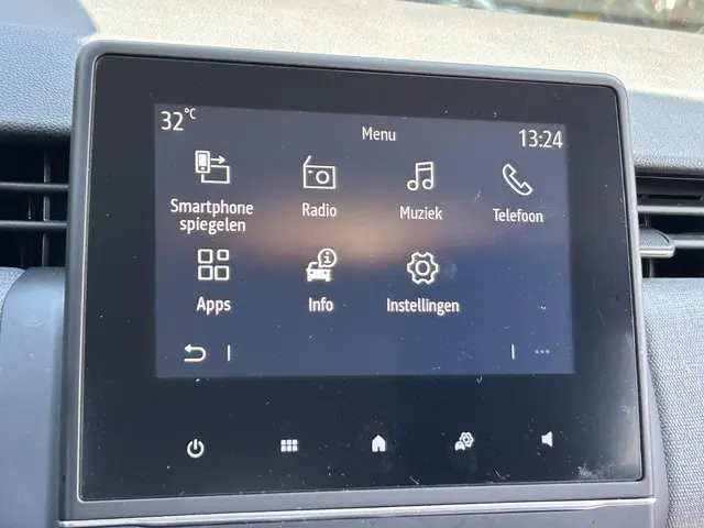 Mitsubishi Colt 1.0T MT Intense 2024 Benzine 23