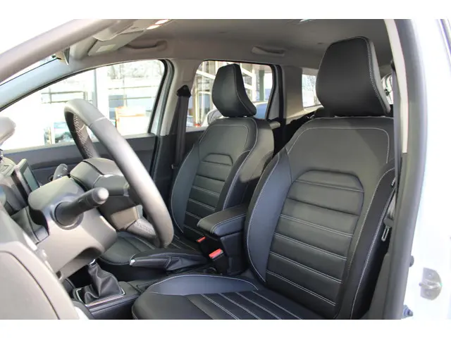 Dacia Duster 1.3 TCe Prestige 2022 Benzine 7