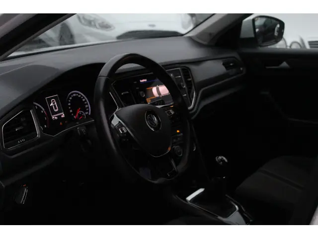Volkswagen T-Roc 1.5 TSI Style//Carplay//150PK! 2019 Benzine 4