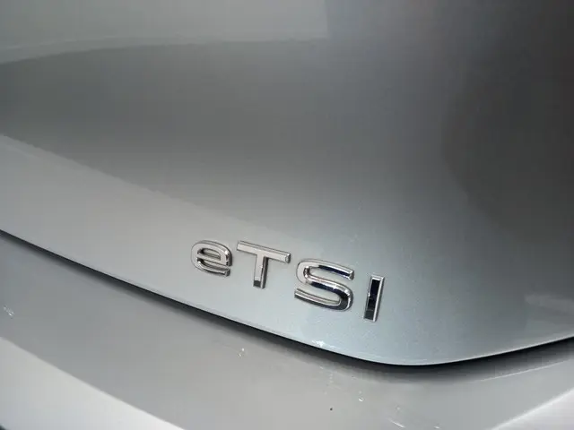 Volkswagen Golf 1.5 eTSI 150pk Style 2021 Benzine 25