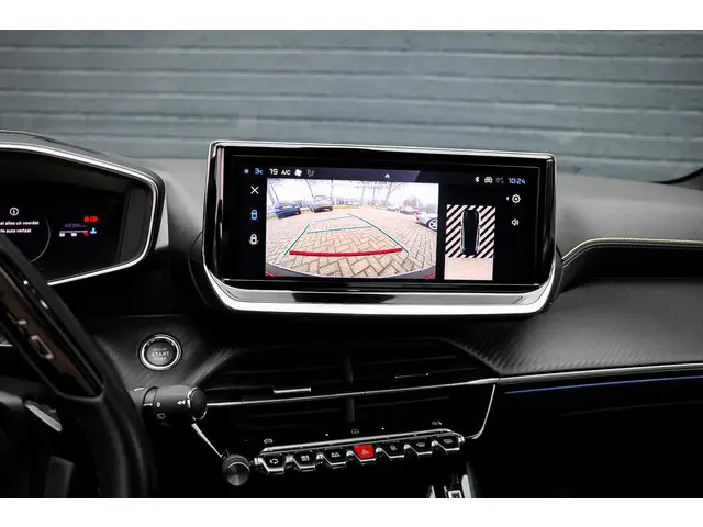 Peugeot 208 Hybrid 136 e-DCS6 GT 2024 Hybride Benzine 15