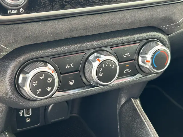 Nissan Micra 1.0 IG-T N-Sport 2019 Benzine 11