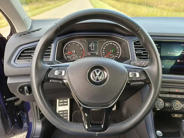Volkswagen T-Roc 1.5 Style United 2020 Benzine 48