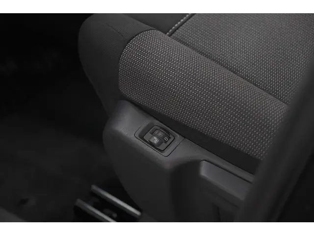 Citroën C3 Aircross PureTech 130 EAT6 Max 2024 Benzine 22