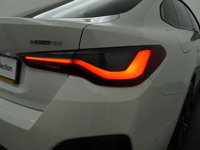 BMW i4 eDrive40 High Executive 84 kWh 2024 Elektrisch 27