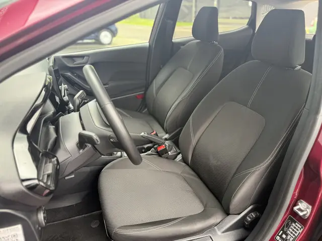 Ford Fiesta 1.0 EcoBoost Connected 2022 Benzine 10