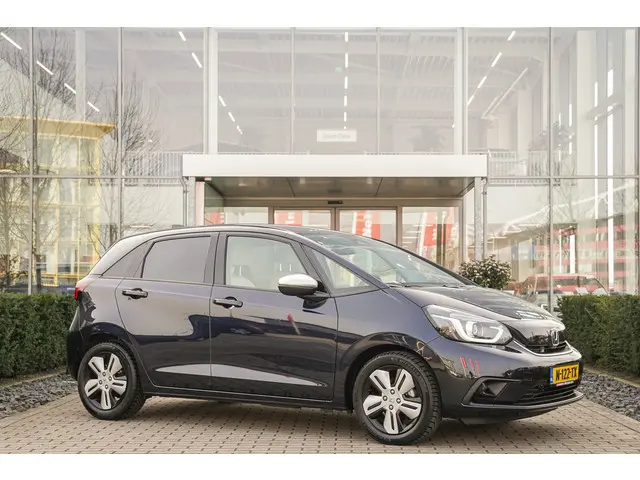 Honda Jazz 1.5i e:HEV EXECUTIVE 2022 Hybride Benzine 24