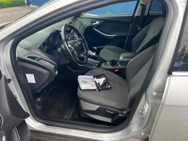 Ford Focus 1.0 EcoBoost Titanium 2013 Benzine 8