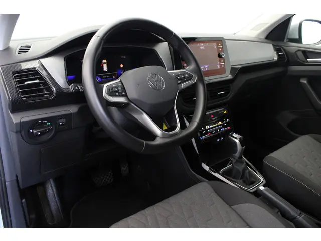 Volkswagen T-Cross 1.0 TSI Life Edition 2024 Benzine 10