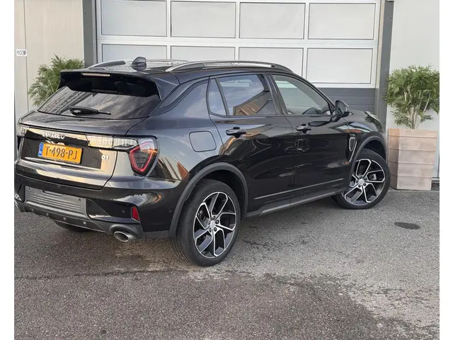 Lynk & Co 01 1.5 2023 Hybride Benzine 5