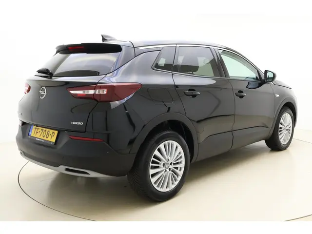 Opel Grandland X 1.2 Turbo Innovation 2018 Benzine 2