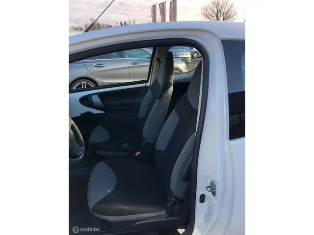 Citroën C1 1.0 3DRS COLLECTION BJ 2014 ..2989,- 2014 Benzine 8