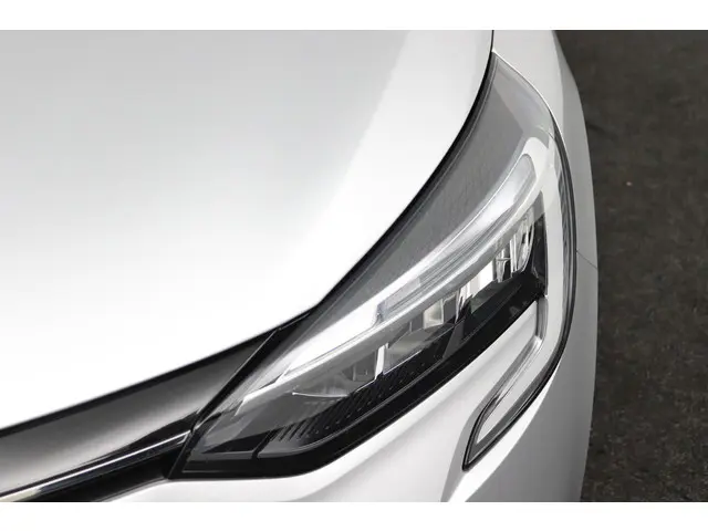 Renault Clio 1.0 TCe 90 Equilibre 2023 Benzine 22