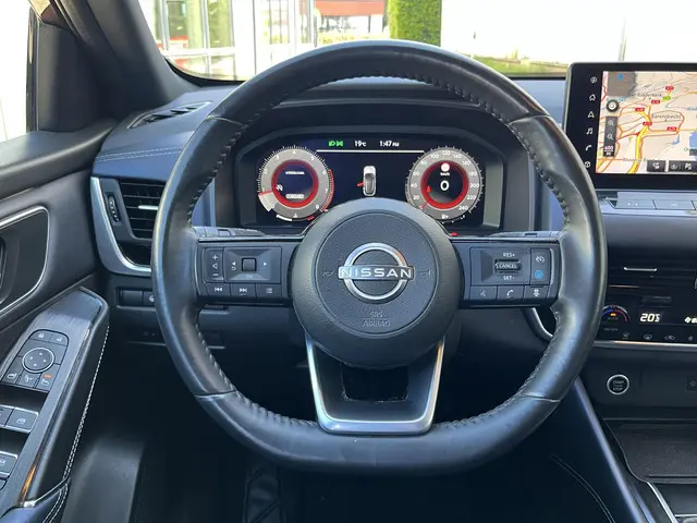 Nissan QASHQAI 1.3 MHEV Tekna 2023 Benzine 55