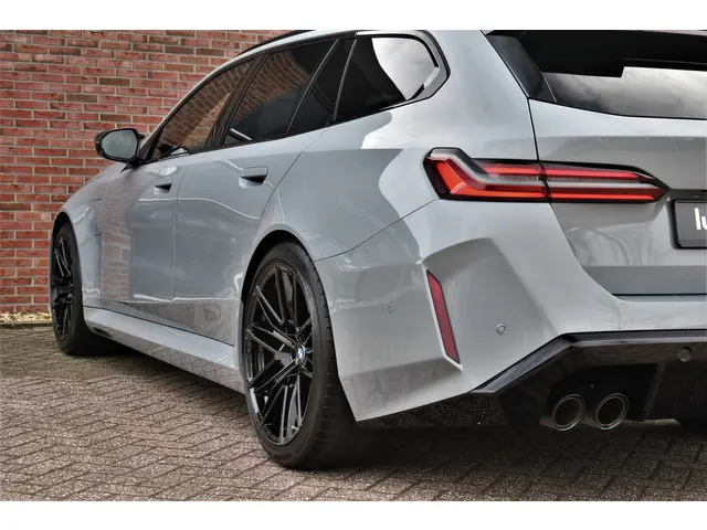 BMW M5 5-serie Touring 2025 Hybride Benzine 34
