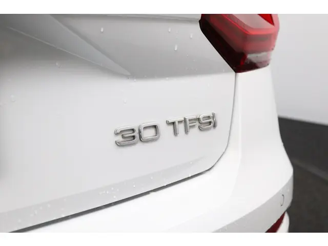 Audi Q2 30 TFSI epic 2020 Benzine 40