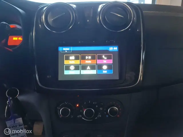 Dacia Sandero 0.9 TCe Laureate 2017 Benzine 17