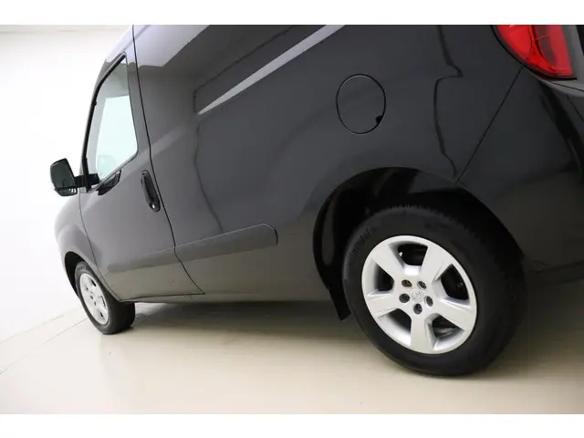 Opel Combo 1.3 CDTi L1H1 Sport 2018 Diesel 16