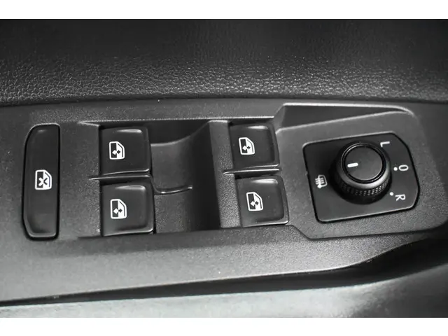 Volkswagen Polo 1.0 TSI Comfortline 2020 Benzine 19