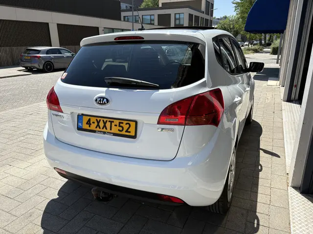 Kia Venga 1.4 CVVT Vibe 2014 Benzine 4