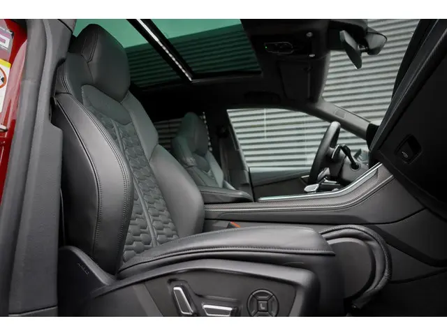 Audi Q8 4.0 TFSI RS Q8 quattro 2021 Benzine 38