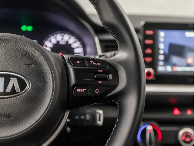 Kia Stonic 1.0 T-GDi DynamicLine 2020 Benzine 21