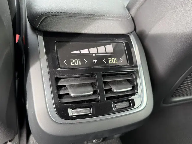 Volvo V60 2.0 B4 Plus Bright 2022 Benzine 13