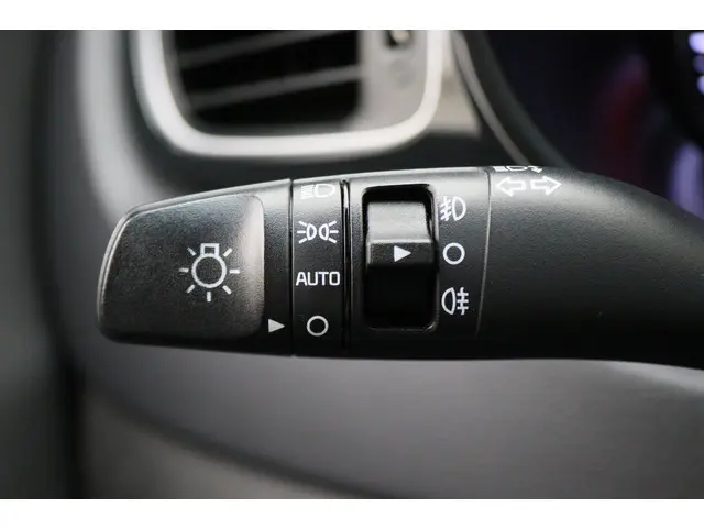 Kia Carens 1.6 GDi ExecutiveLine 7p. 2016 Benzine 34