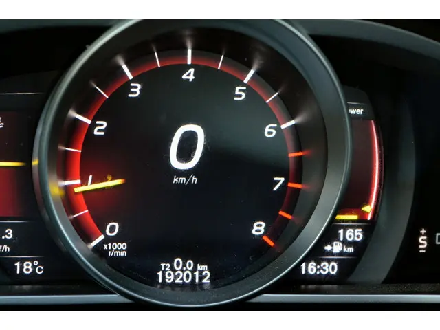 Volvo V40 1.5 T2 Polar+ 2019 Benzine 10